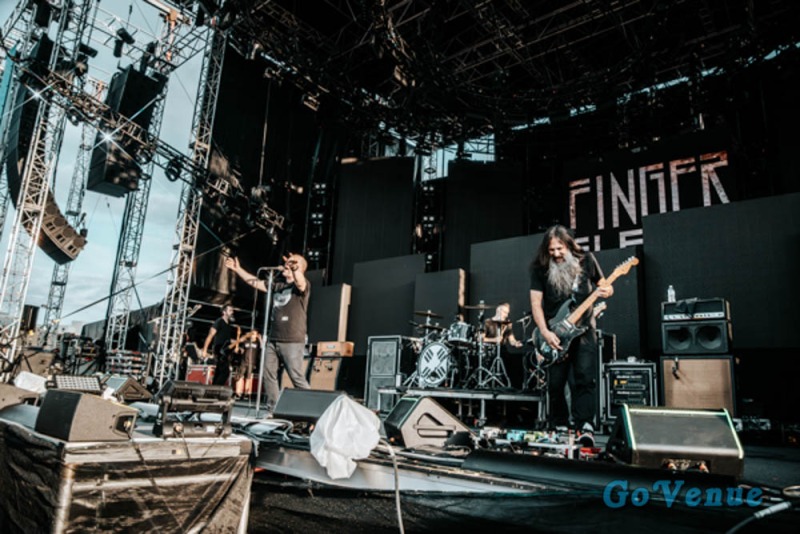 Finger-Eleven-Treasure-Island-Amphitheater-MN-Ragdoll-Studios-08-17-2024-3