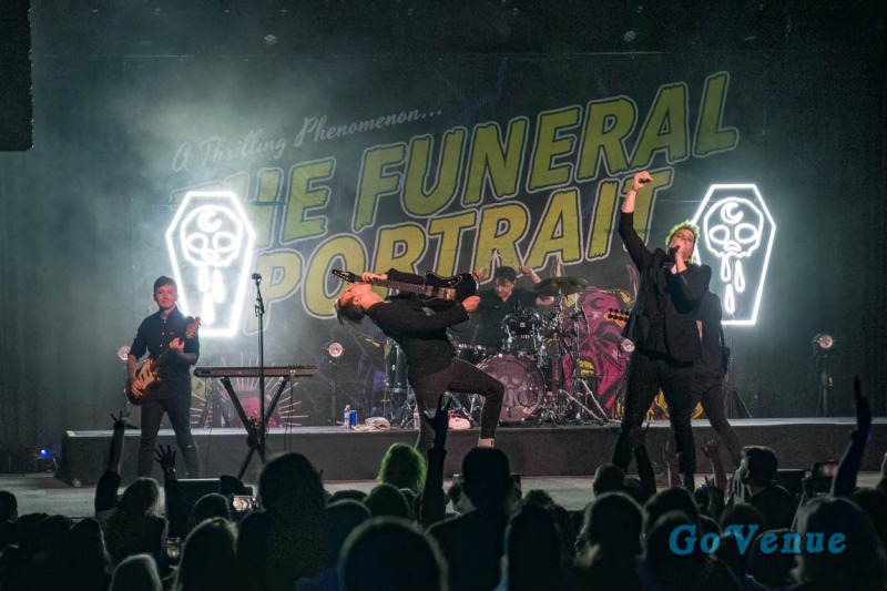 The-Funeral-Portrait-9