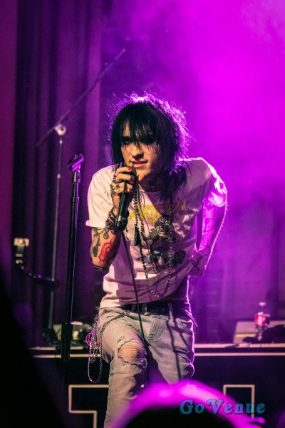 Johnnie-Guilbert-36