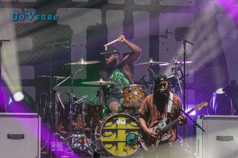 Pierce-The-Veil-6