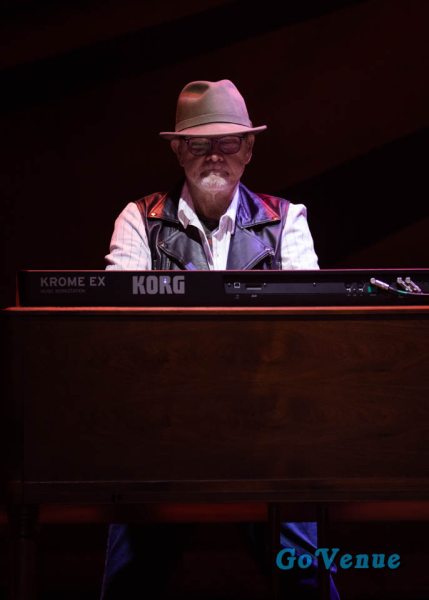 REO-Speedwagon-1