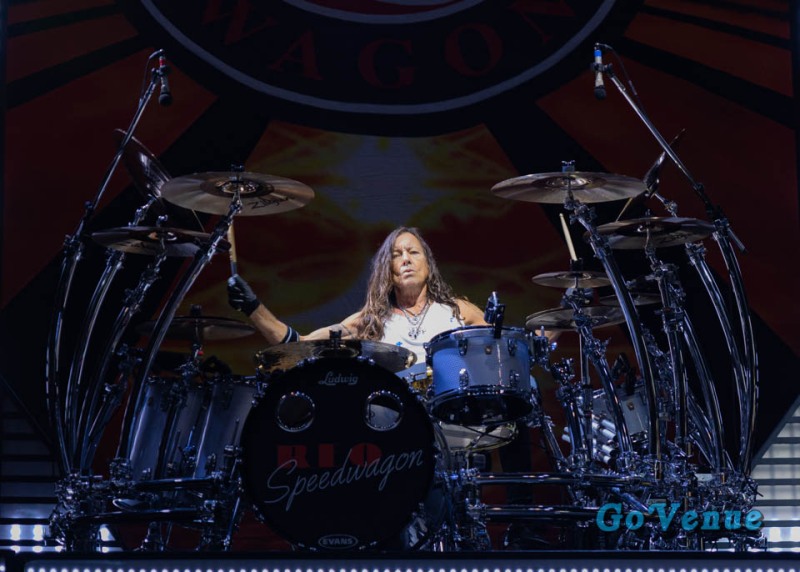 REO-Speedwagon-10