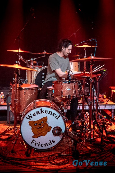 DRUMMER-1