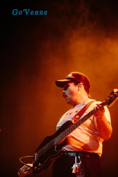 Youth-Fountain-Uptown-Theatre-MN-JessBeck-11-18-2023